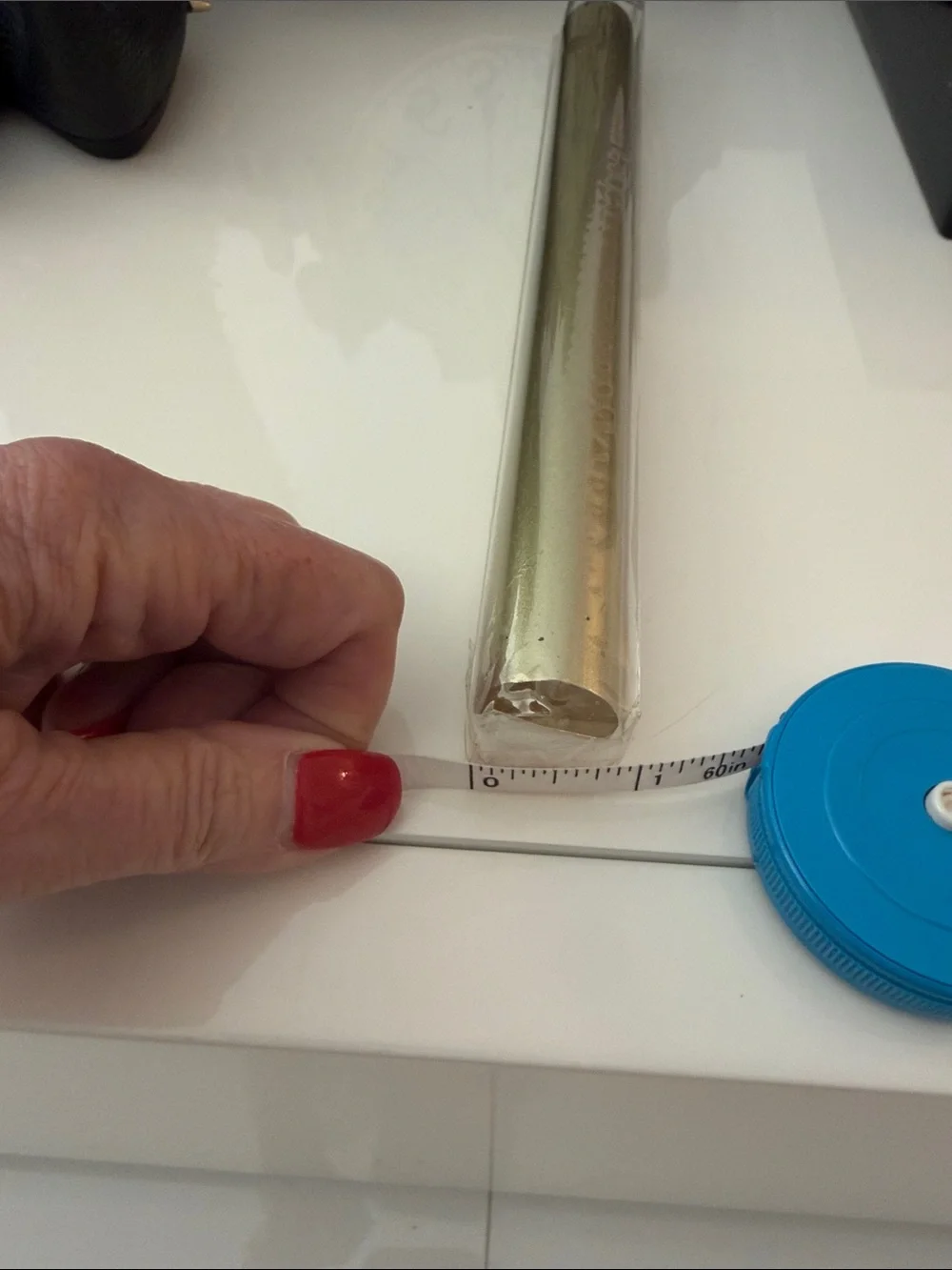 Set of 4 Gold Taper Candles